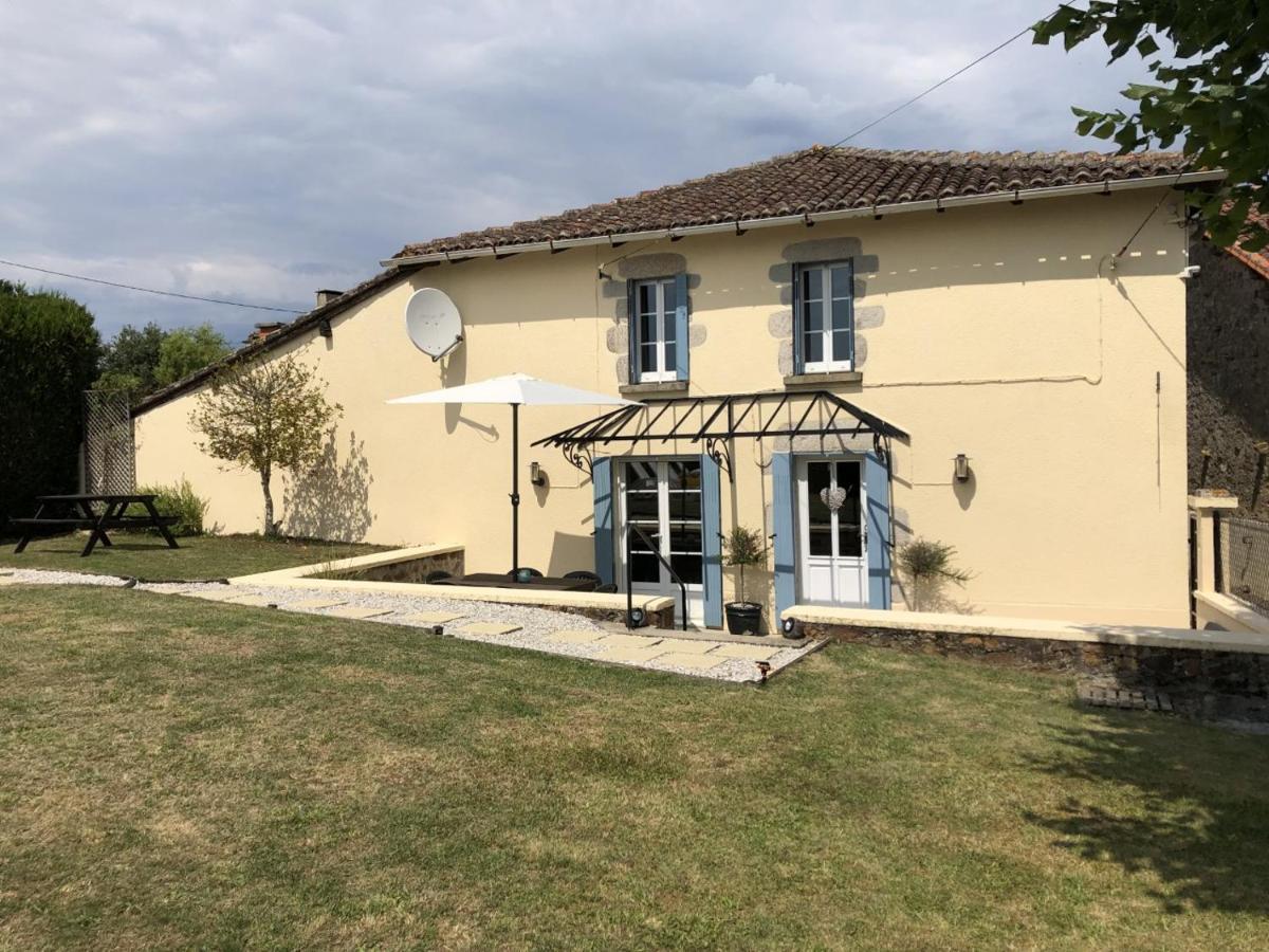 Petite Aucher Lesterps Extérieur photo